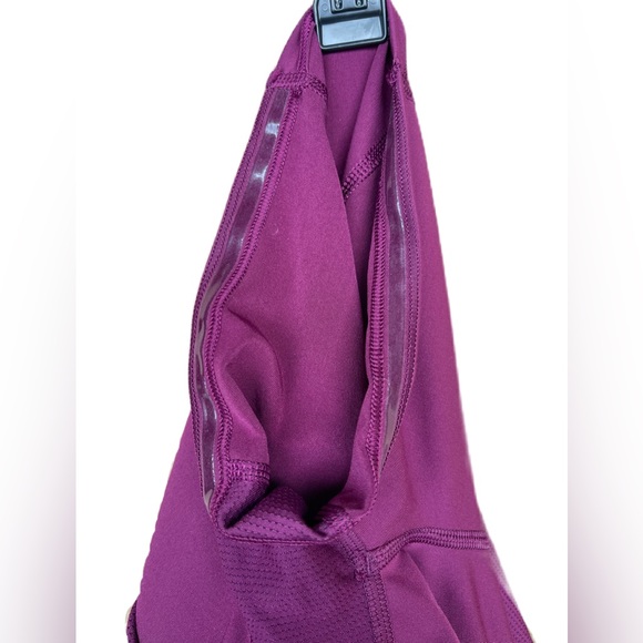 Women’s Athleta Momentum Athletic Skort in Plum - Picture 7 of 9